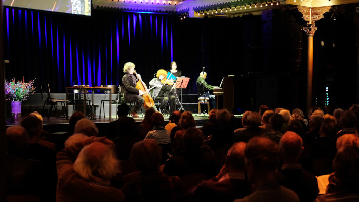 Shandiz in Paradiso Amsterdam